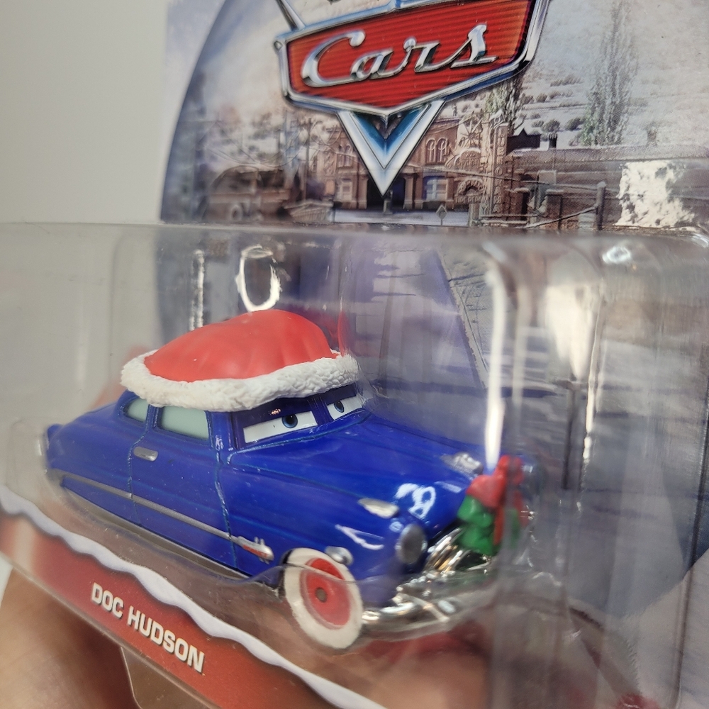 Disney Pixar Cars Holiday Edition Doc Hudson & Clutch Kringle Die-Cast Metal Set